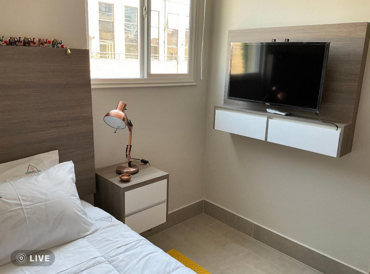 Apartament Condo Amueblado, Encomenderos 200 El Golf, Las Condes Santiago Con Vista Al Costanera Center מראה חיצוני תמונה
